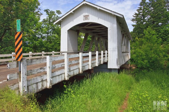 The Larwood Covered Bridge near Scio, Oregon. (Photo by Ian Sane/flickr)