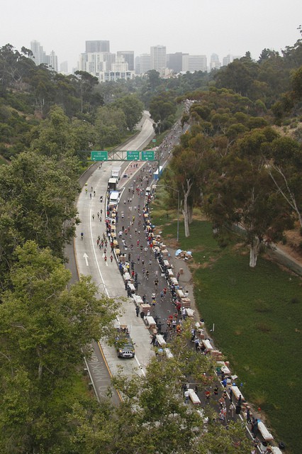 The leaders at the 2010 Rock 'n' Roll San Diego Marathon. (Photo by irene/flickr)