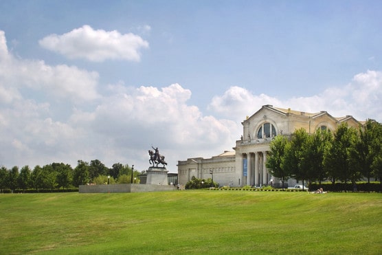 The St. Louis Art Museum in Forest Park. (Photo by Bettina Woolbright/flickr)