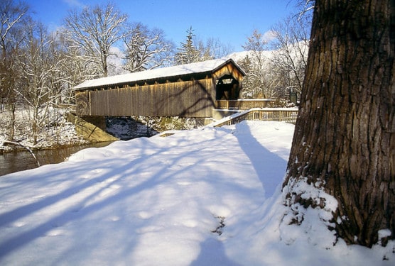 A covered bridge in Fallsburg Park, Lowell, Michigan. (Photo courtesy Chris Landis/flickr)