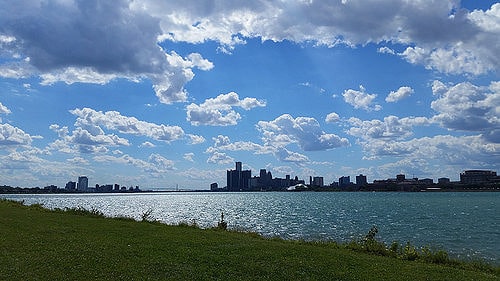 A view of downtown Detroit from Belle Isle Park. (Photo by Drew Tarvin/flickr)