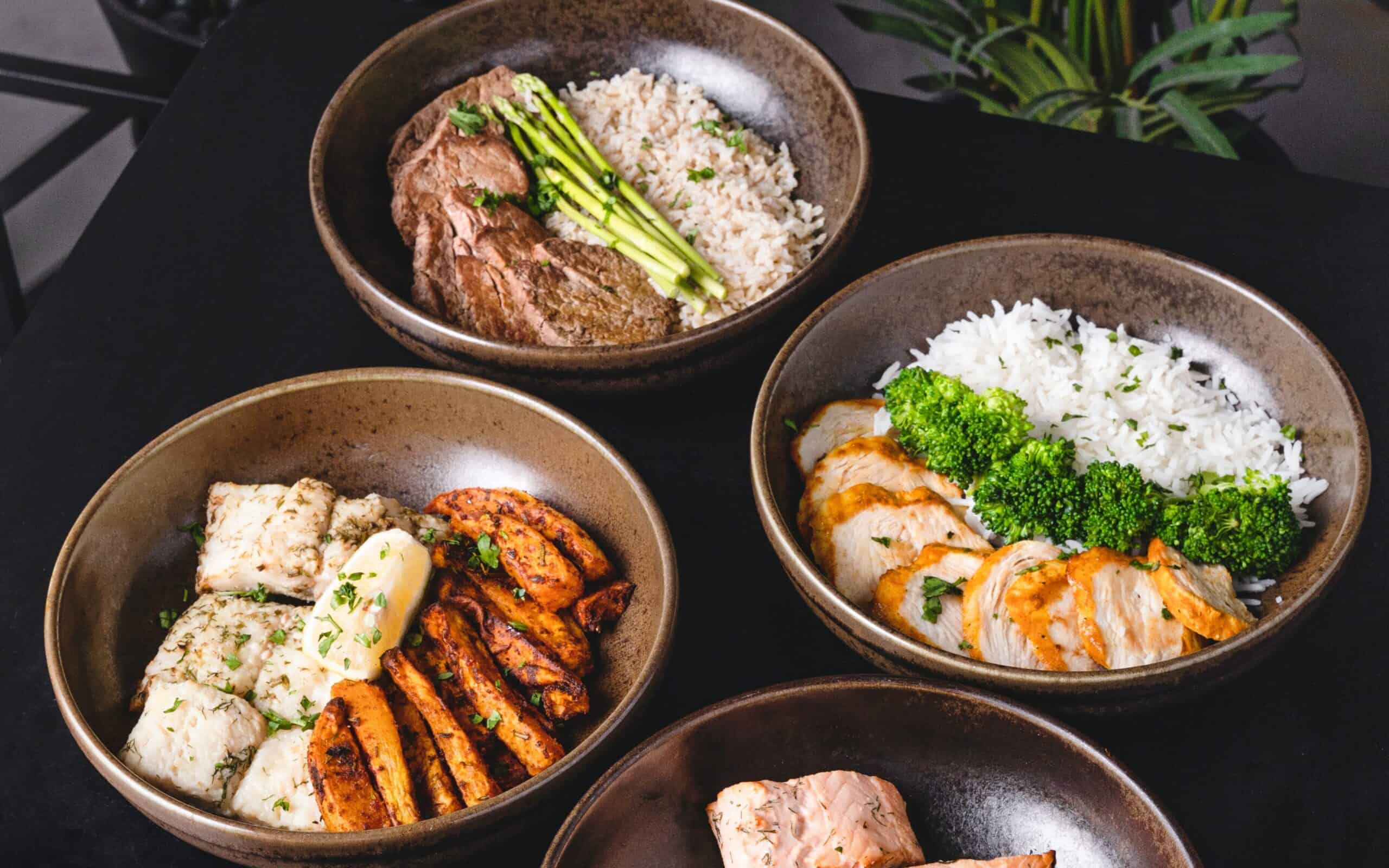 Recommended meals for runners include proteins like chicken, lamb, and fish and vegetables like broccoli and sweet potato.