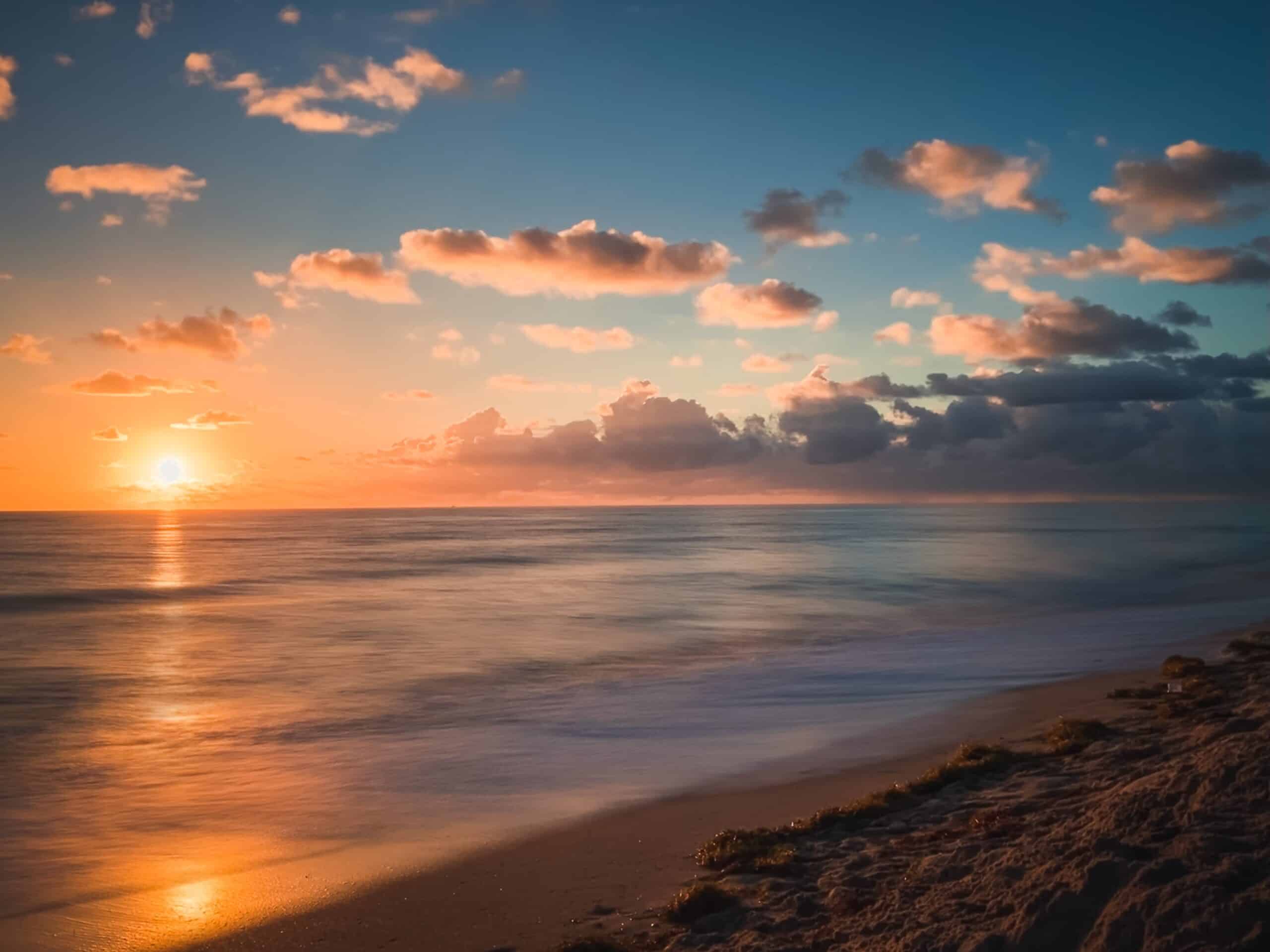 West Palm Beach coastline home of Palm Beaches Marathon.