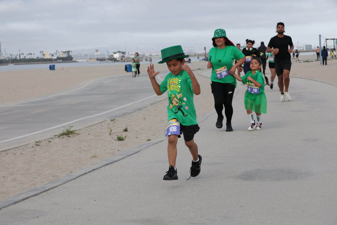 Long Beach Leprechaun Run experience and scenery